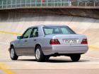 Mercedes-Benz E 250 D Turbo, 1989 - 1993