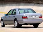 Mercedes-Benz E 300 D, 1993 - 1995